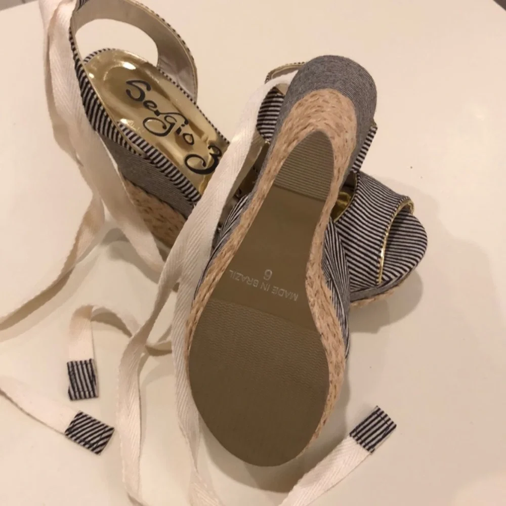 NWT Sergio Zelcer Navy & White Espadrilles